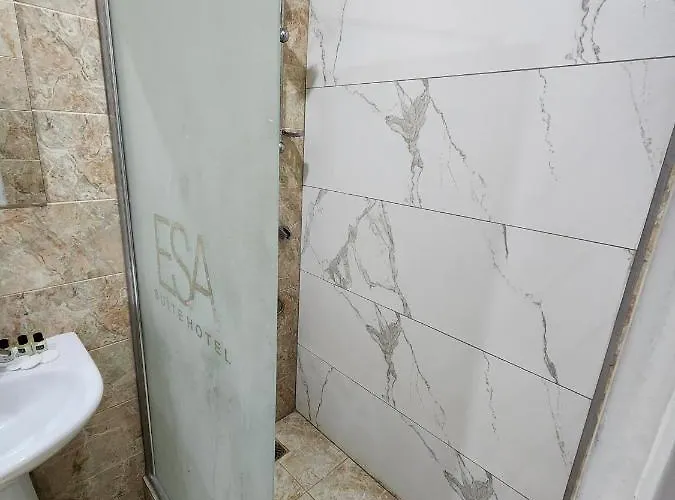 Ξενοδοχείο με διαμερίσματα Esa