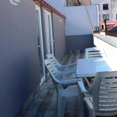 Aparthotel Esa *
